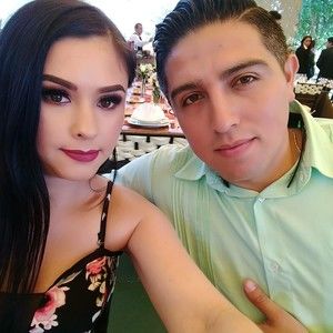 Meet your Posher, Flora